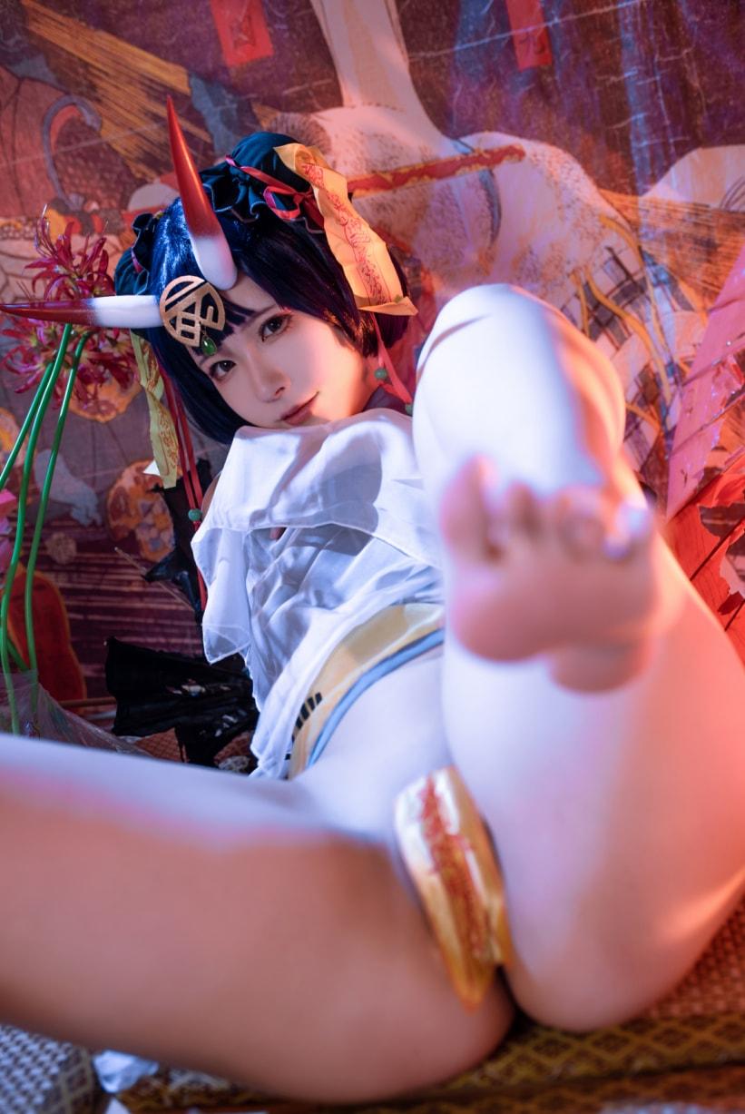 Quan冉有点饿 FGO 酒吞童子同人 小僵尸-性感美女