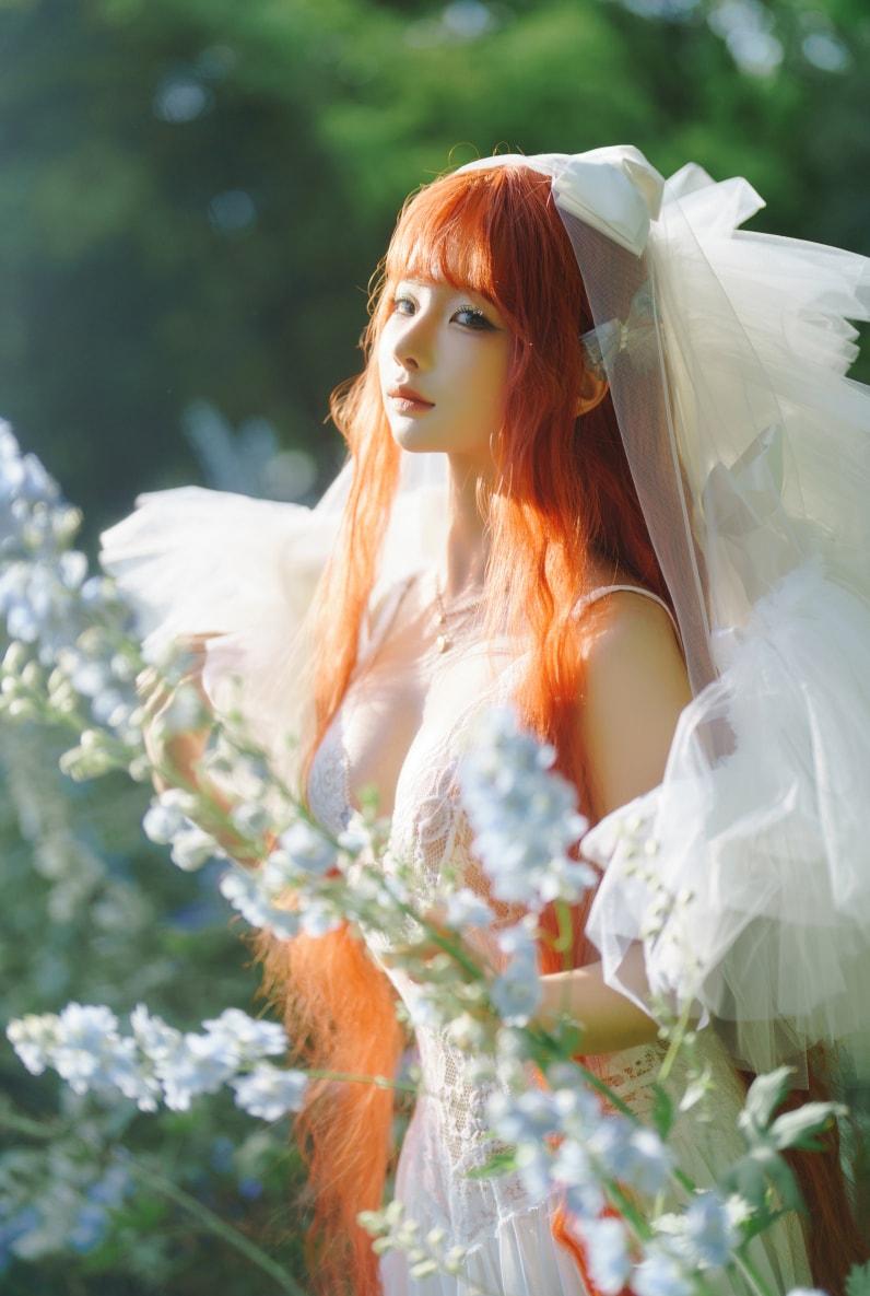 蠢沫沫 花丛婚纱-值得珍藏